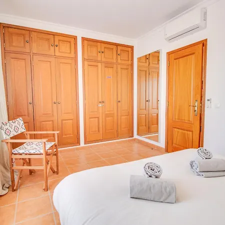 Periquito 2bd Pool Fast Wifi Ac Garden 阿尔布费拉