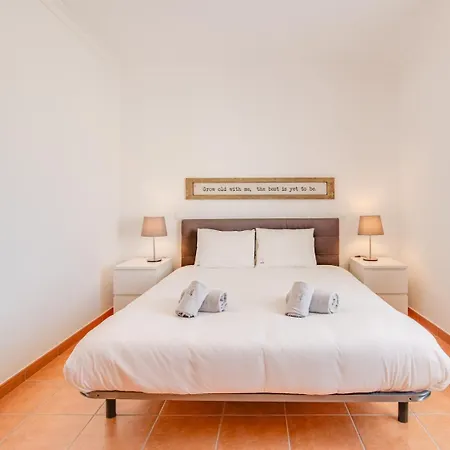 Villa Periquito 2bd Pool Fast Wifi Ac Garden *