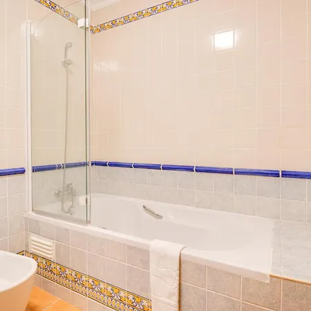 Villa Periquito 2bd Pool Fast Wifi Ac Garden *