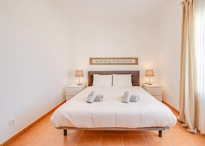 Villa Periquito 2bd Pool Fast Wifi Ac Garden *